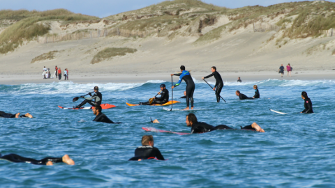 Ein gutes Surfcamp finden – Was musst du beachten?